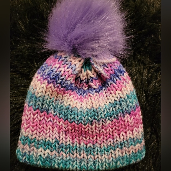 "Hello World" Handmade Pom-Pom Beanie Hat, approx 0-9 month - Picture 2 of 2